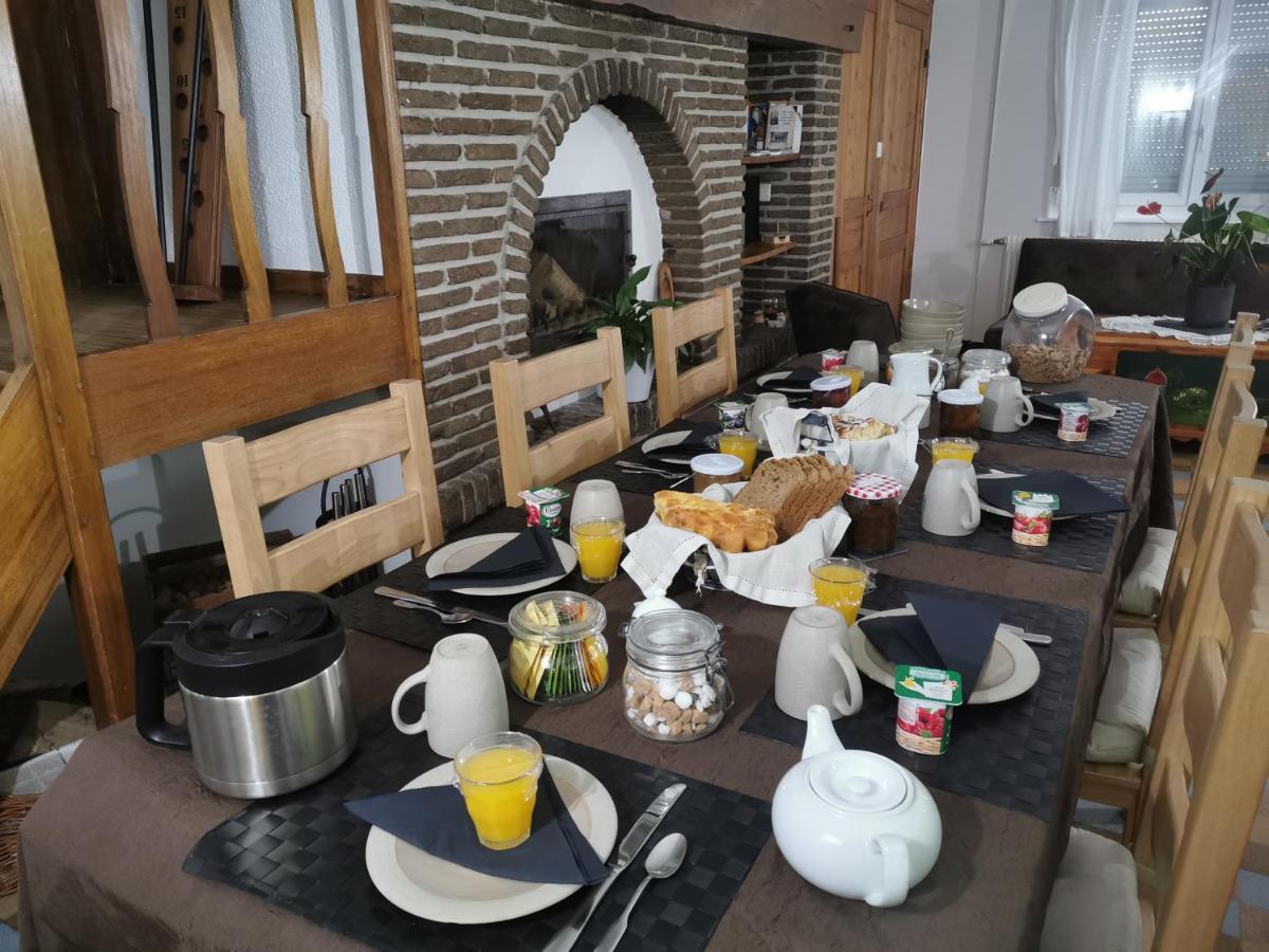 Bed and Breakfast La Ferme de la Papote à Morbecque Extérieur photo